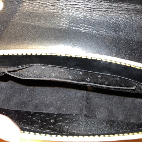 SOLD-Black Suhali Le Talentueux Purse - Picture 11 of 17